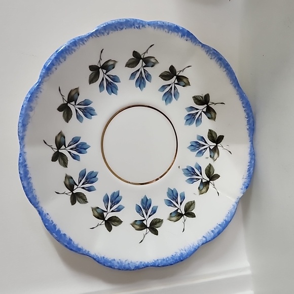 Vintage ROSINA Bone China, Made in England Cup and Saucer - Picture 2 of 7